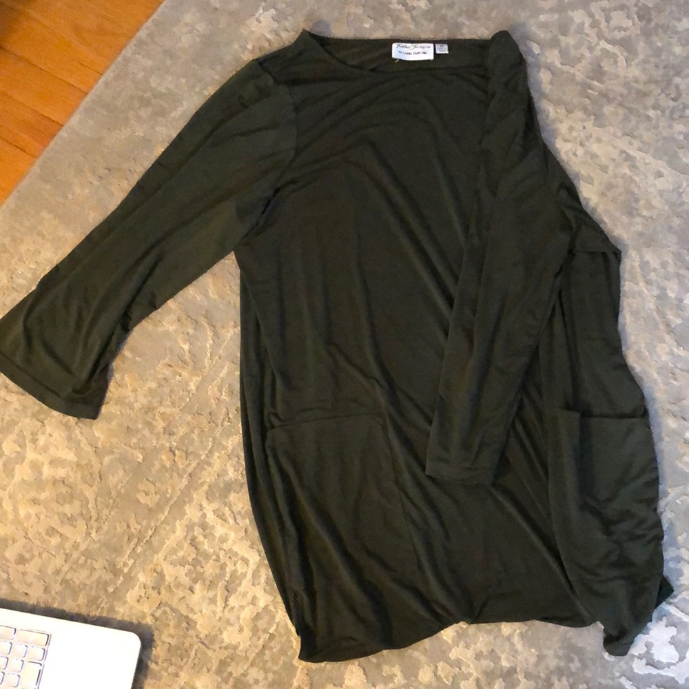 Hunter green 2x shirt